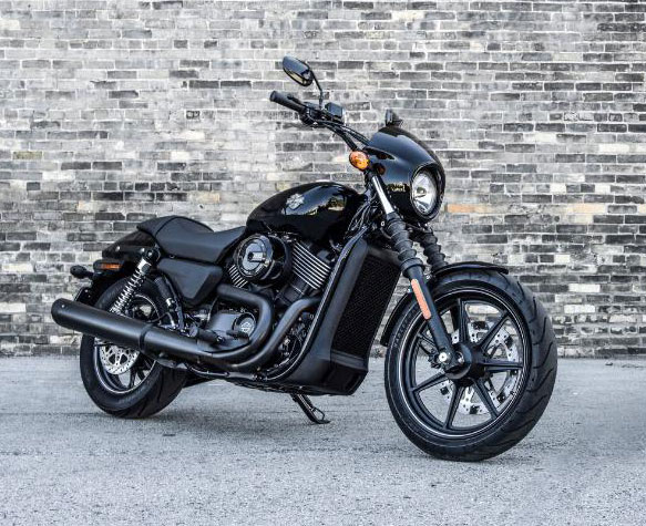 The Harley-Davidson Street™ 750 and Street™ 500 motorcycles – the first all-new platform from Harley-Davidson in 13 years – are built for urban environments with all-new liquid-cooled Revolution X™ powertrains.